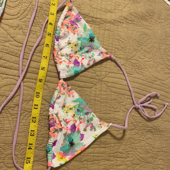 Swim suit - Picture 2 of 6